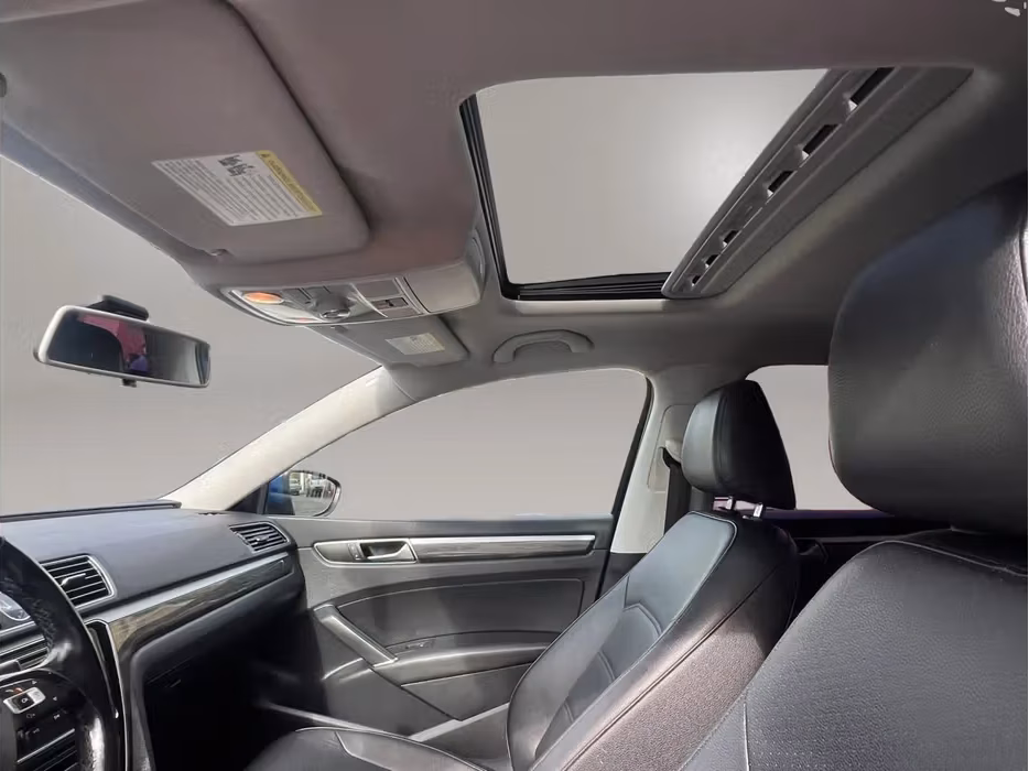 2017 Volkswagen Passat 1.8T SE Auto